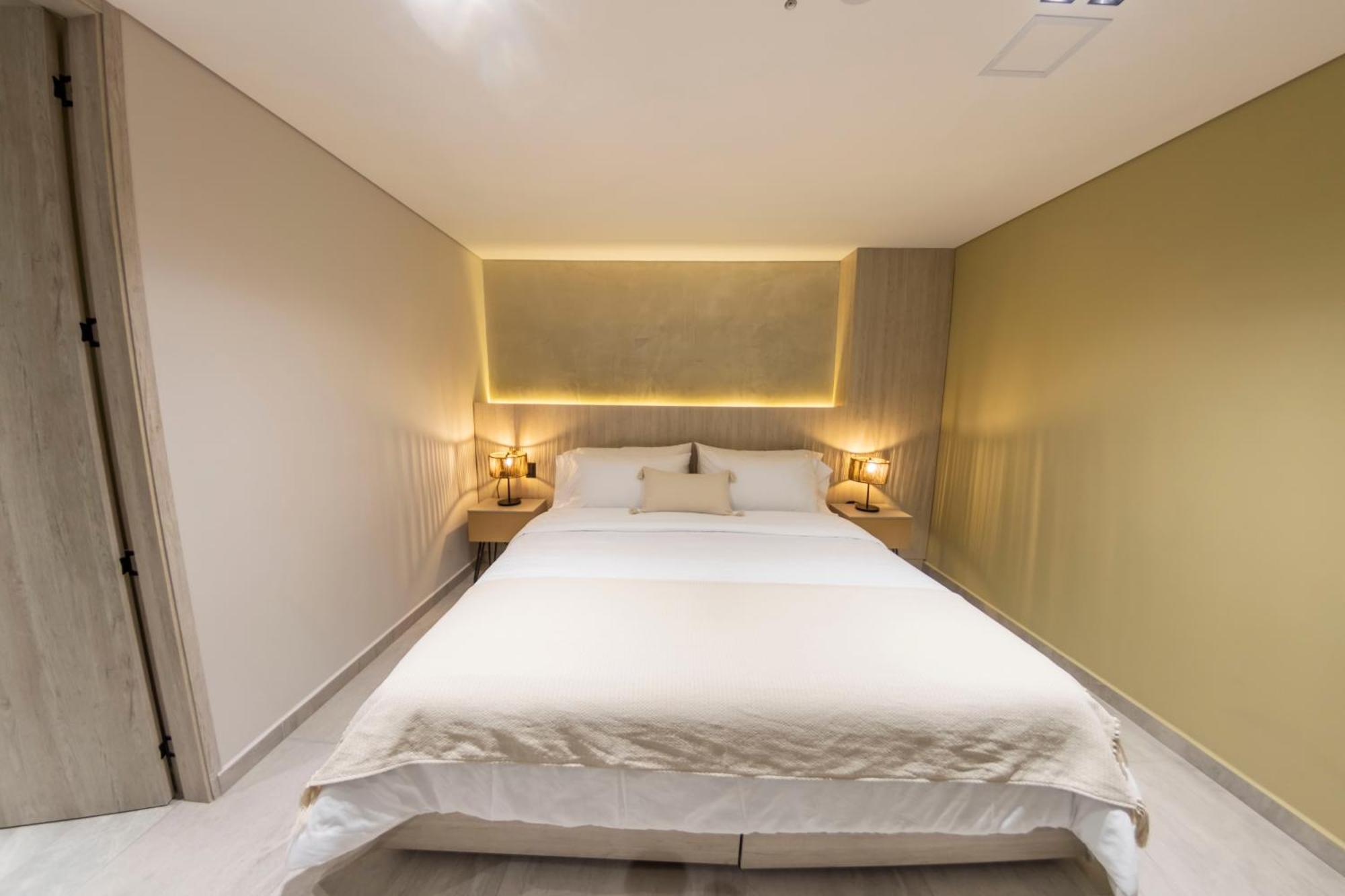 Sonata 44 Hotel Laureles Medellin Ngoại thất bức ảnh