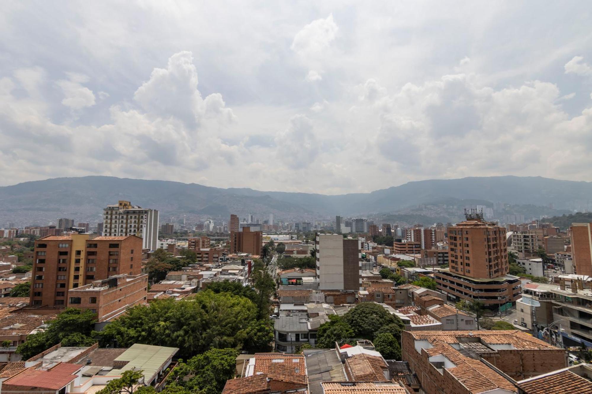 Sonata 44 Hotel Laureles Medellin Ngoại thất bức ảnh