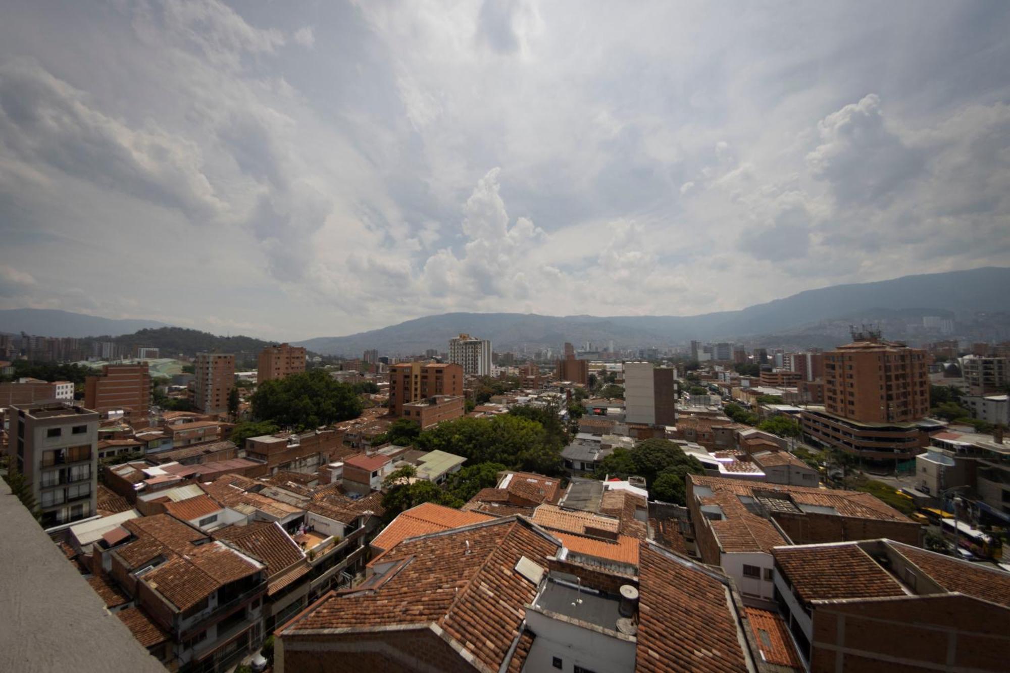 Sonata 44 Hotel Laureles Medellin Ngoại thất bức ảnh