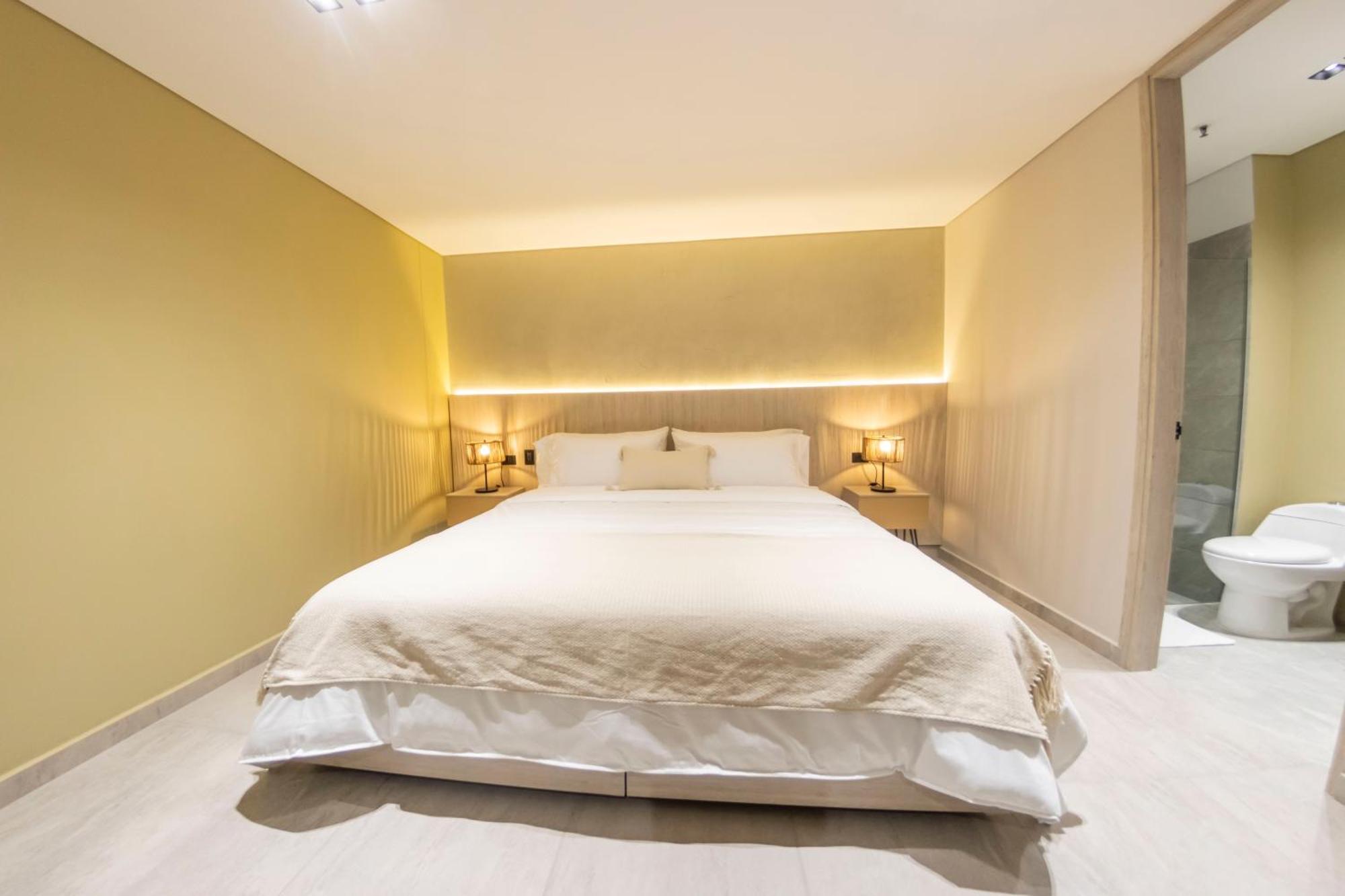 Sonata 44 Hotel Laureles Medellin Ngoại thất bức ảnh