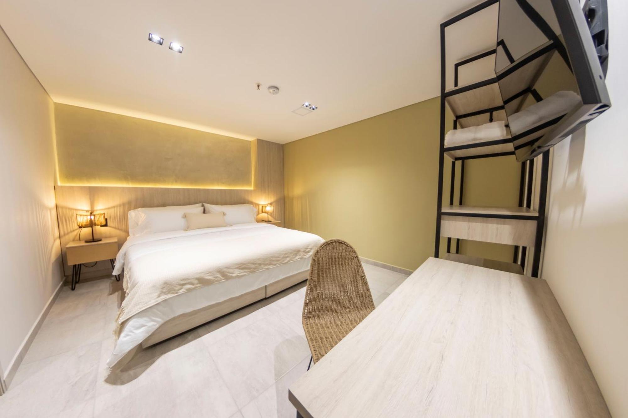 Sonata 44 Hotel Laureles Medellin Ngoại thất bức ảnh