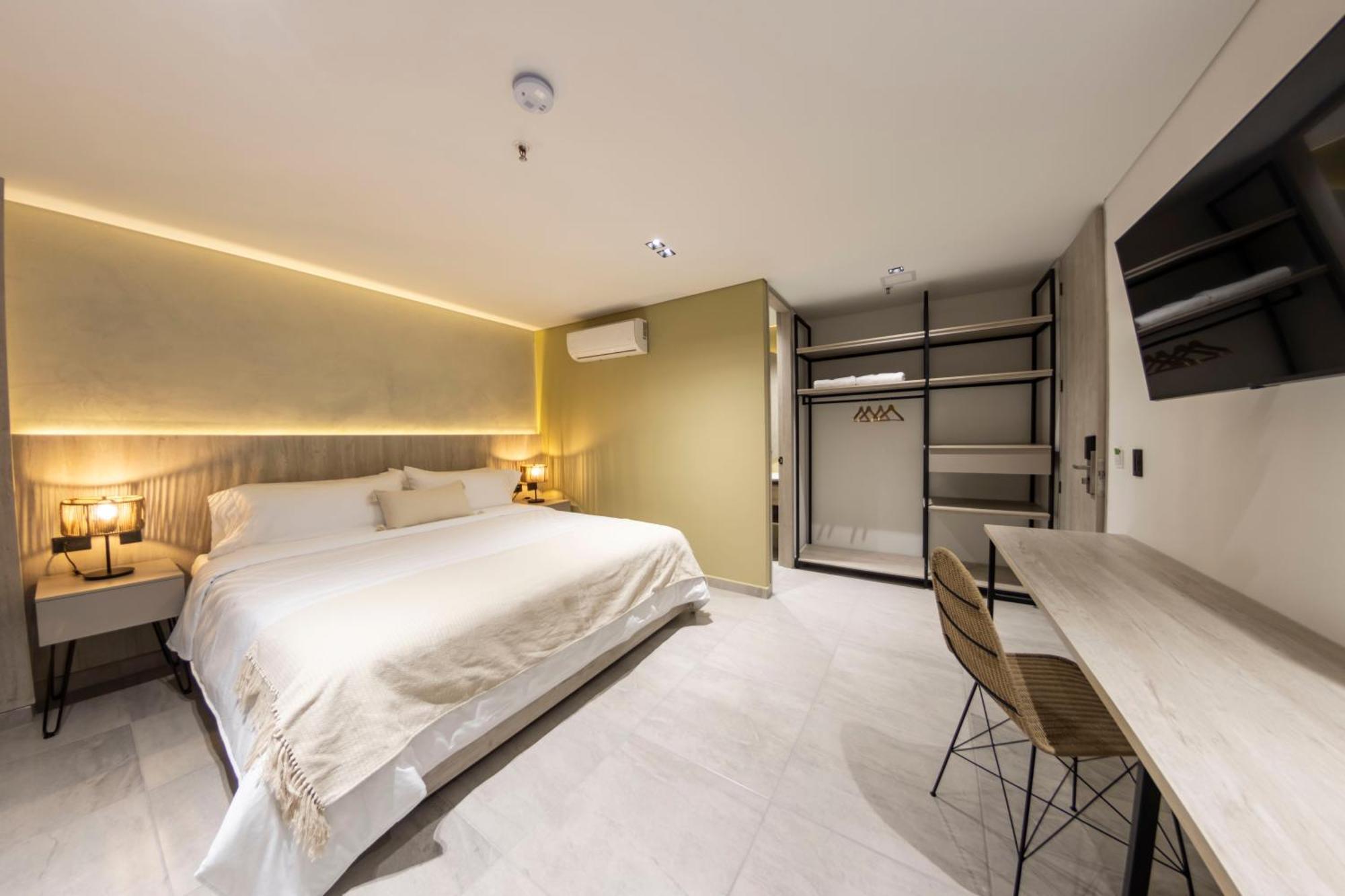 Sonata 44 Hotel Laureles Medellin Ngoại thất bức ảnh