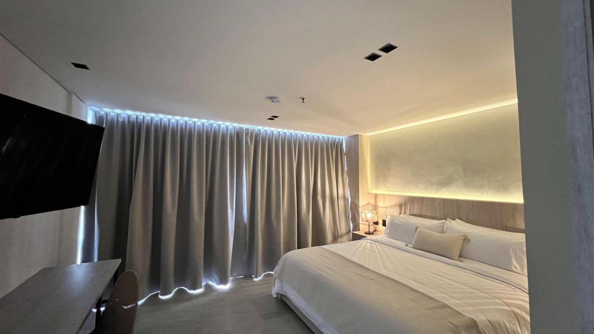 Sonata 44 Hotel Laureles Medellin Ngoại thất bức ảnh